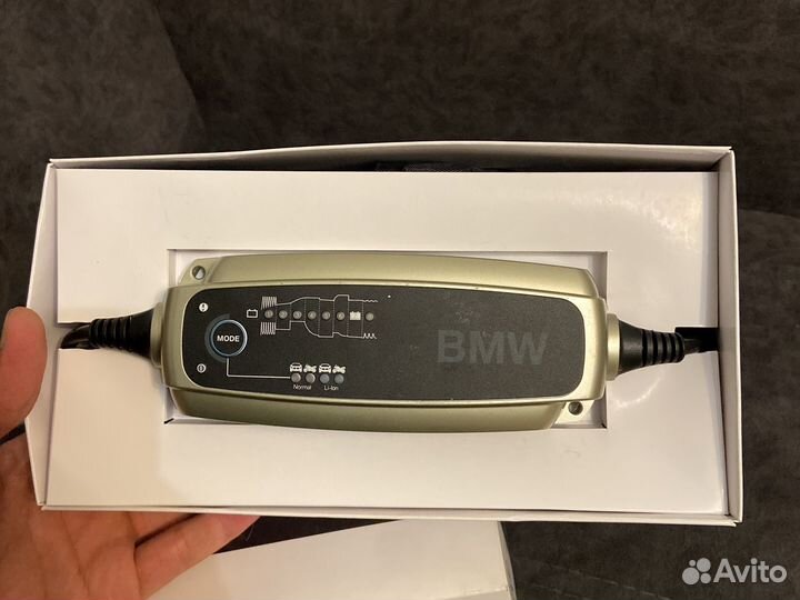 Решетка радиатора от X5 и зарядное уст. для акб