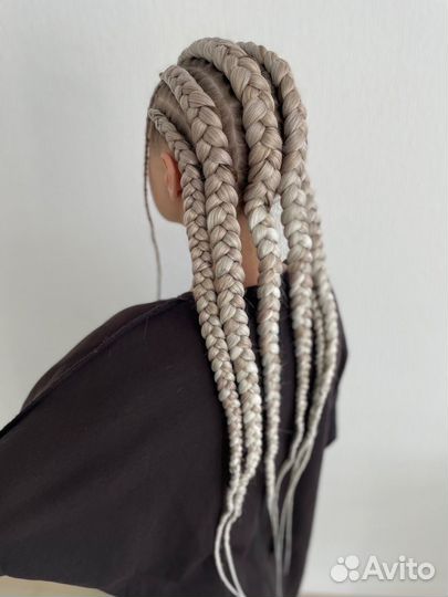 Афрокосы, афролоконы, брейды, афрохвост, косы