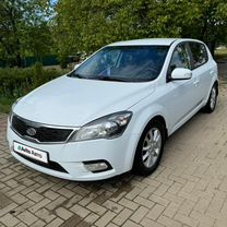 Kia Ceed 1.6 AT, 2011, 216 000 км, с пробегом, цена 840 000 руб.