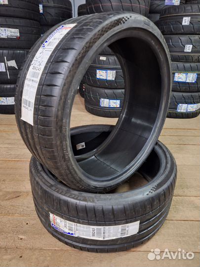 Michelin Pilot Sport 4 S 265/30 R21 96Y