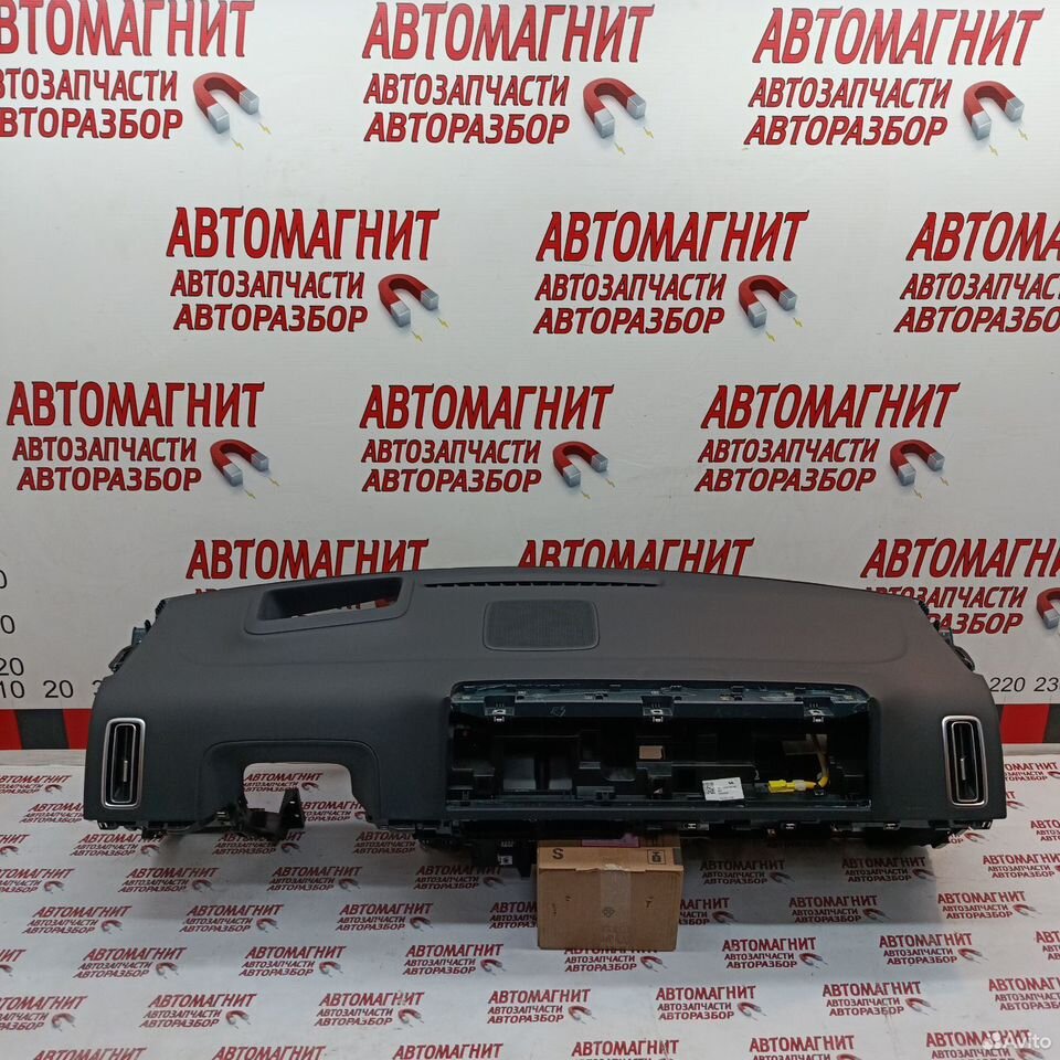 Панель парприз торпедо Lixiang L9