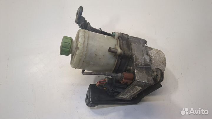 Насос усилителя руля Skoda Fabia, 2003