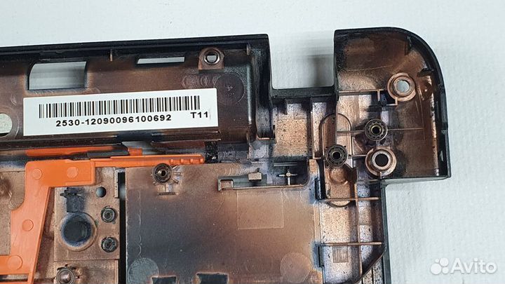 Поддон ноутбука E1-571G с дефектом