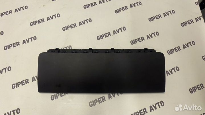 Подушка безопасности в колени Land Rover Discovery