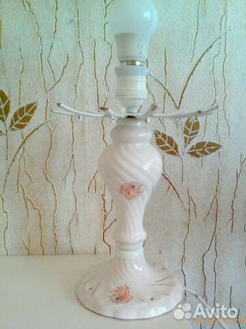 Лампа настольная