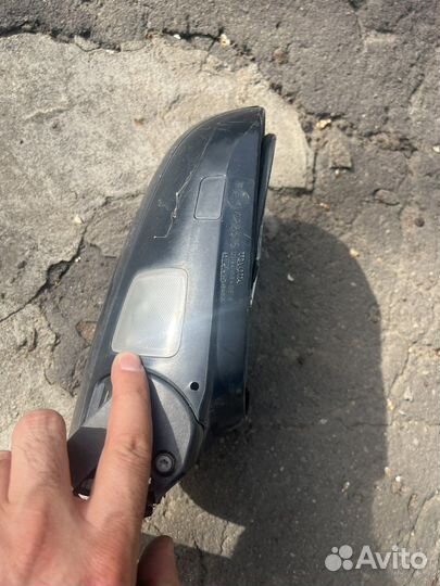 Зеркало заднего вида на Toyota Highlander