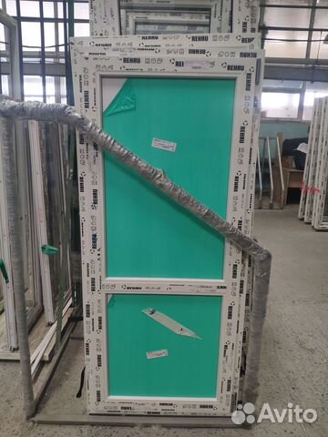 Пластиковые двери на дачу