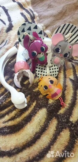 Мобиль на кроватку tiny love