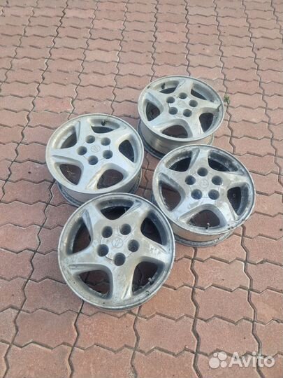 Диски литые toyota r 15