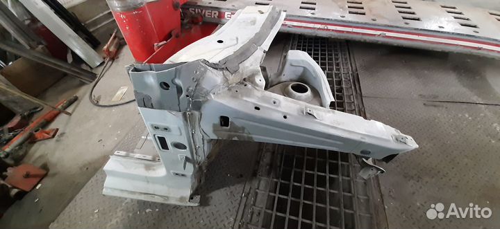 Четверть передняя polo