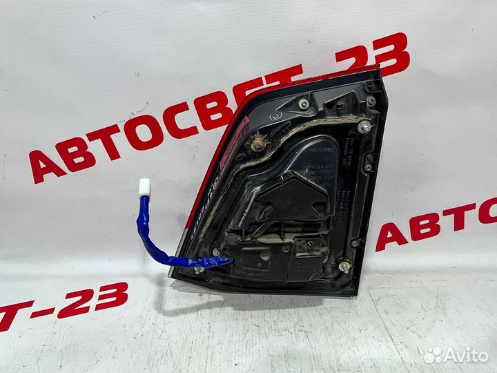 Toyota Land Cruiser 200 12- Фонарь внутрений левый