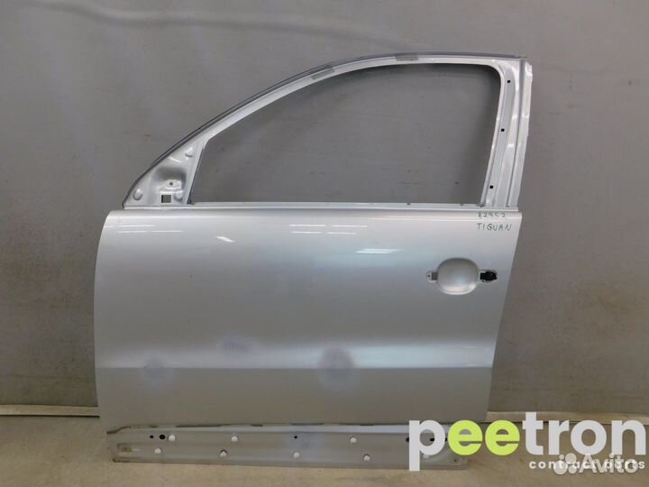 Б/У Б/У Дверь передняя левая 5N0831055B VAG