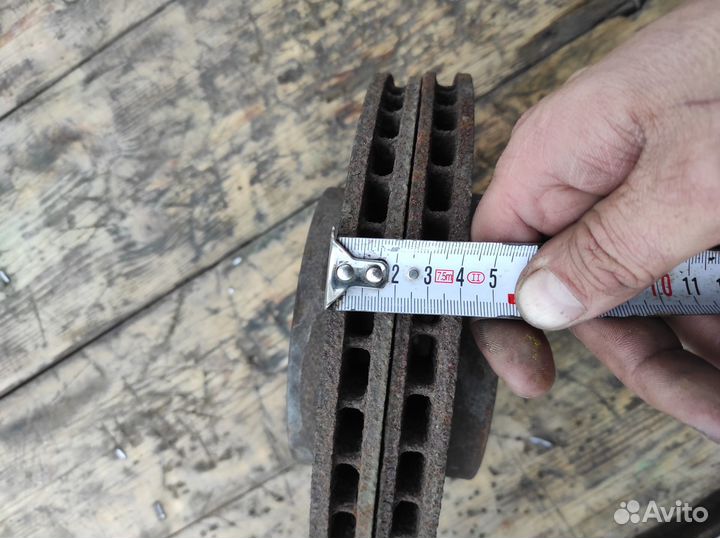 Диски тормозные передние Mazda Demio 2 DY3R DY3W