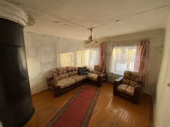 Дом 26,5 м² на участке 6 сот.