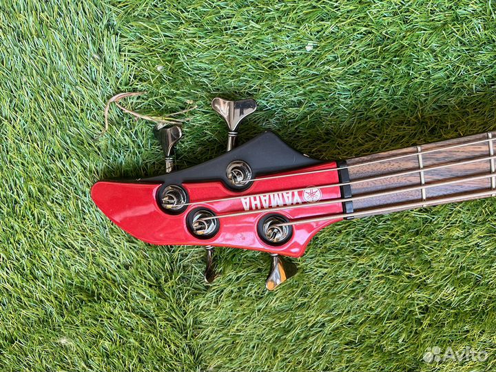 Бас гитара yamaha RBX374+низкочистотный усилитель