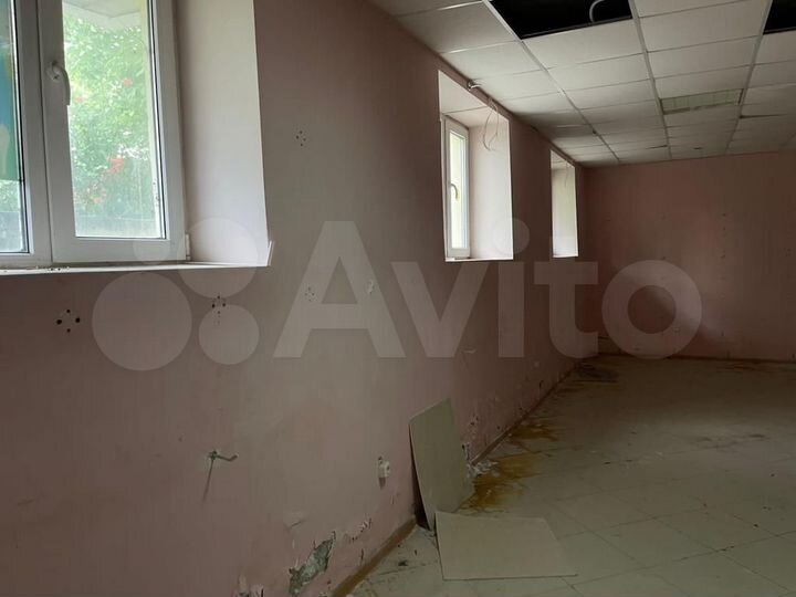 Торговое помещение, 106.8 м²