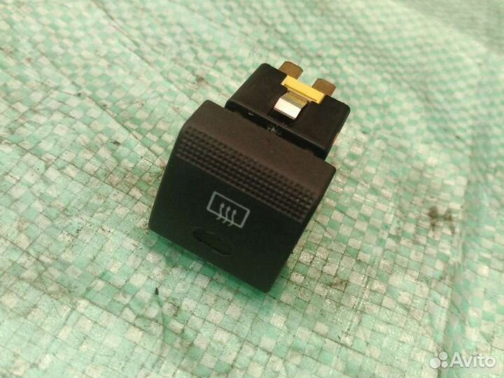 Кнопка подогрева стекла задняя Opel Vectra B