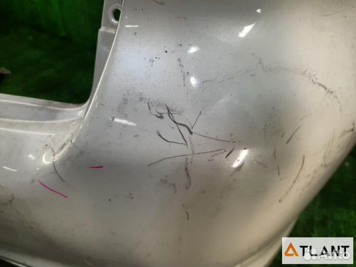 Бампер задний toyota ipsum