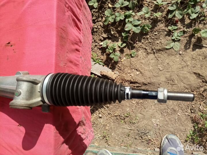 Рулевая рейка Toyota Avensis 2011г T270