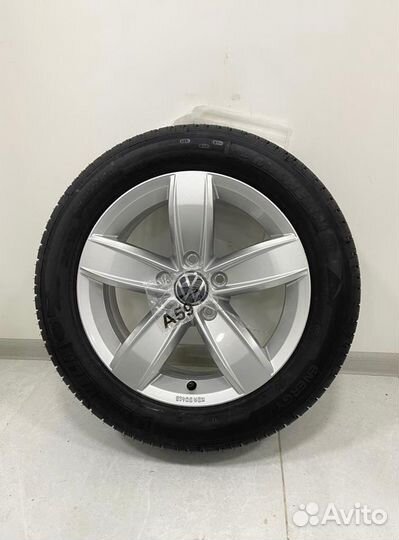 Новые Volkswagen Caddy 2022, Pirelli 205/60 R16
