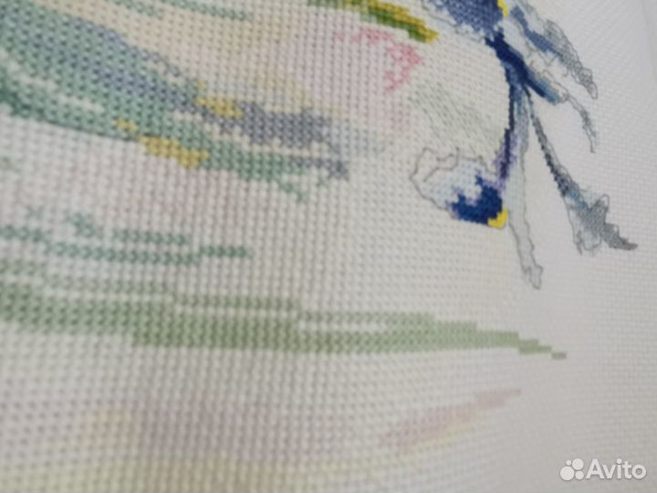 Вышивка ирисы