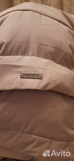 Пуховик новый слоновая кость на девочку 13-15лет