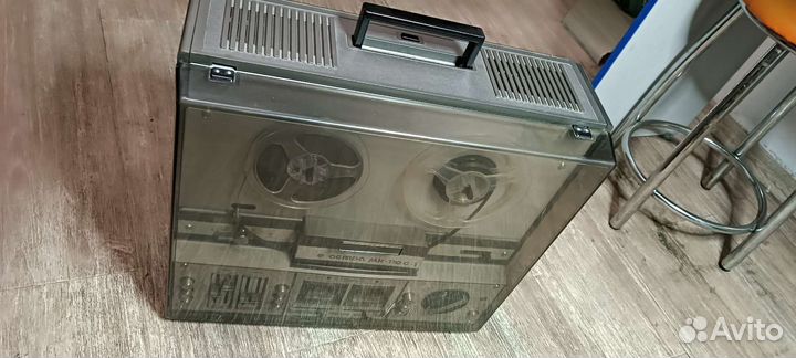 Катушечный магнитофон