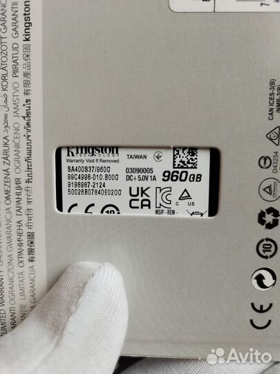 Жесткий диск SSD kingston 960Gb