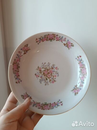 Тарелки фарфоровые. Цена за всё