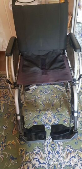 Инвалидная коляска складная бу