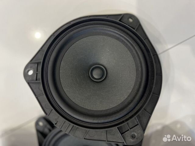 Автомобильные колонки на Джили Атлас 2021 года