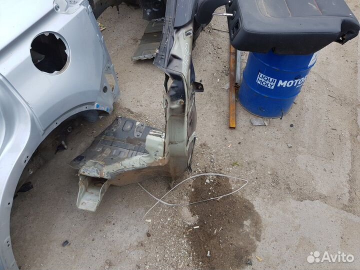 Стойка передняя левая (Haval F7)