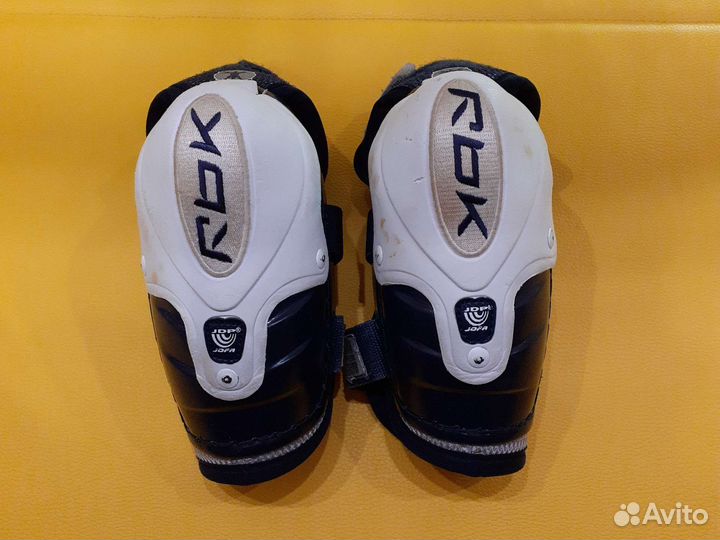 Налокотники хоккейные reebok/jofa