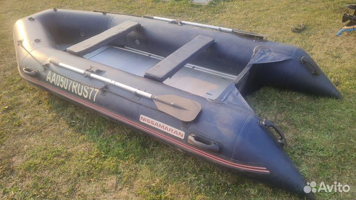 Лодка Nissamaran 380 с двигателем Mercury 15