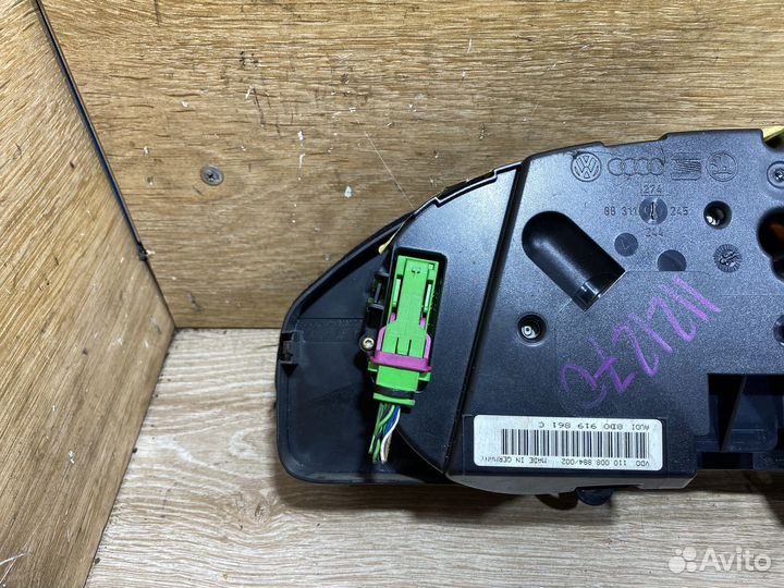 Панель приборов Audi A4 B5 бензин 1121270