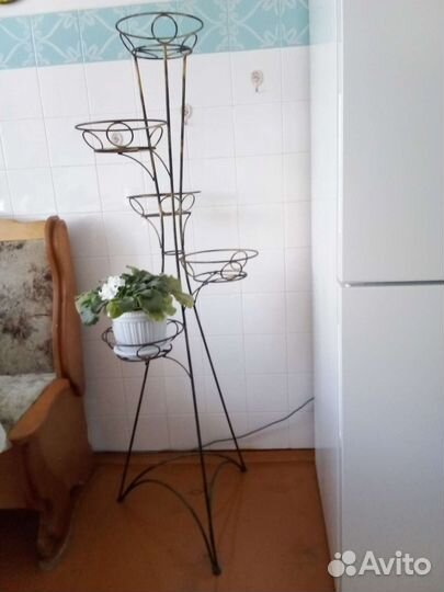 Подставка для цветов