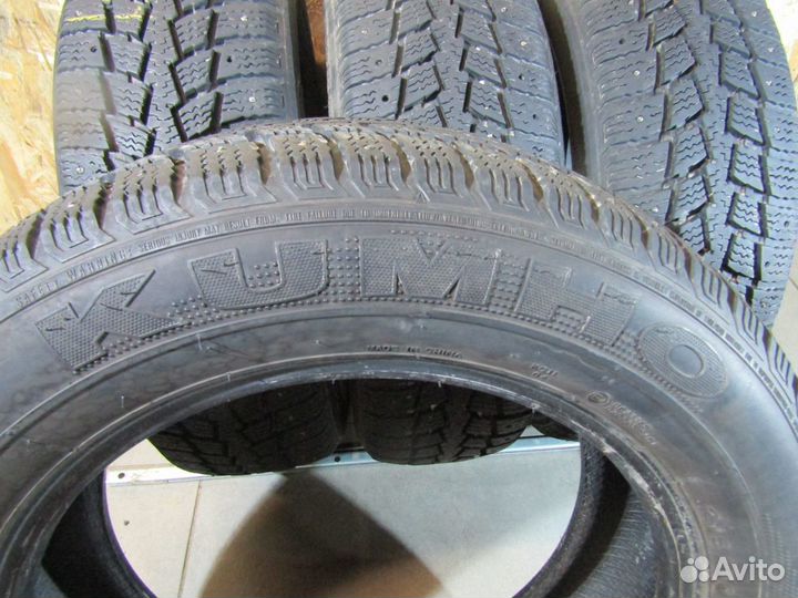 Kumho Power Grip KC11 215/60 R17