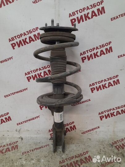 Стойка передняя левая Hyundai H1 TQ G4KG 2014