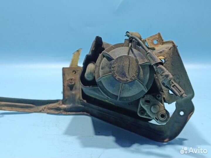 Фара противотуманная для Mitsubishi Galant 8