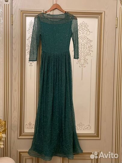 Вечернее платье