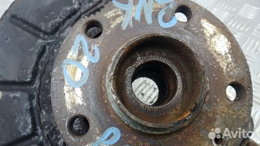 Ступица передняя правая skoda superb 2 (2NK20N901)