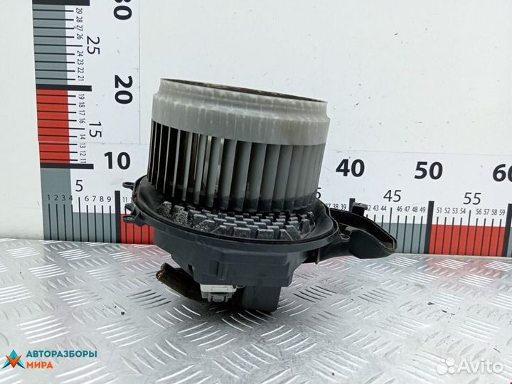 Моторчик печки Volvo XC90 2005