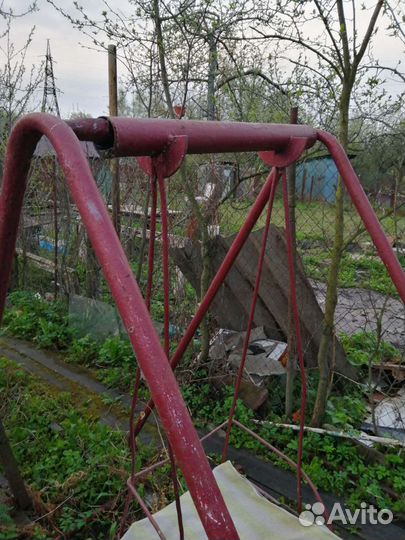 Детские качели на дачу