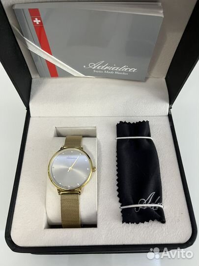 Часы женские