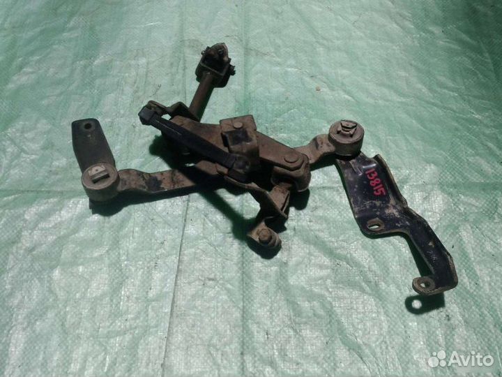 Механизм выбора передач Opel Vectra B седан 1.6I