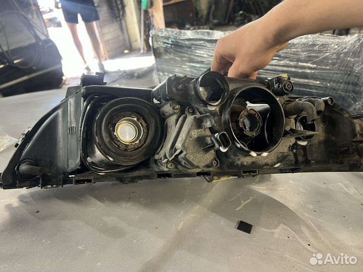 Фара правая рест бмв е39