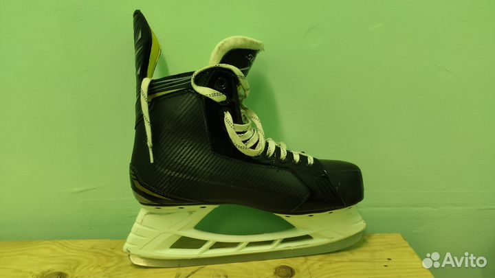 Хоккейные коньки bauer supreme s25