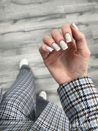 Call - менеджер в студию красоты