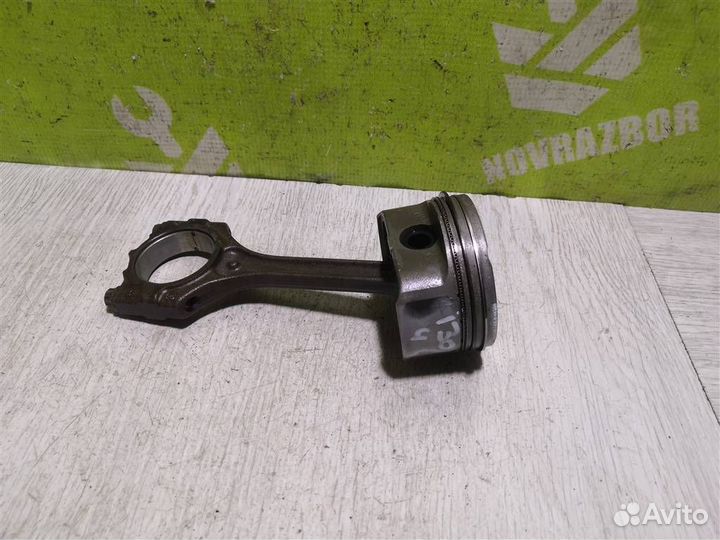 Поршень с шатуном Хендай i30 12-17
