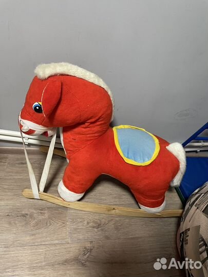 Качалка лошадь